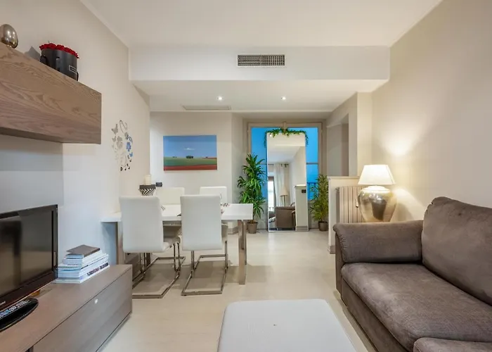 Easylife - - Giulini 5 - Castello Sforzersco *