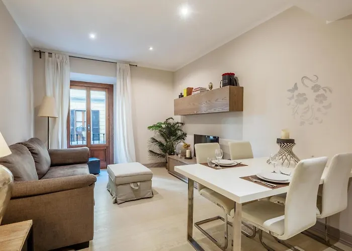 Easylife - - Giulini 5 - Castello Sforzersco Apartament Mediolan