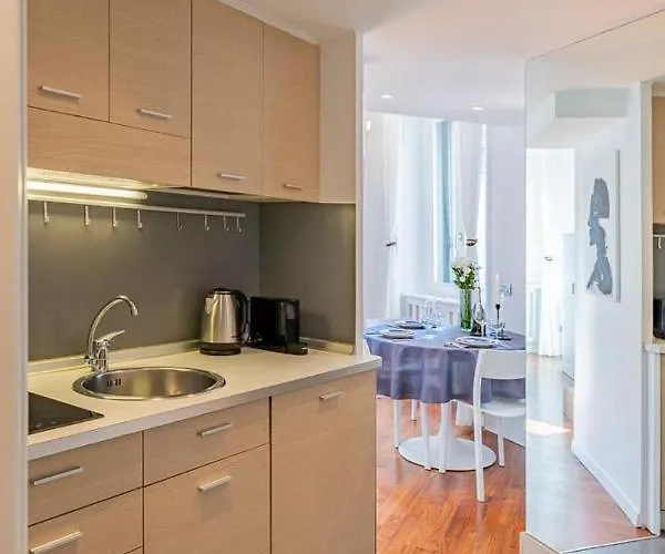 Italianway Easy - Cavallotti 17 ミラノ