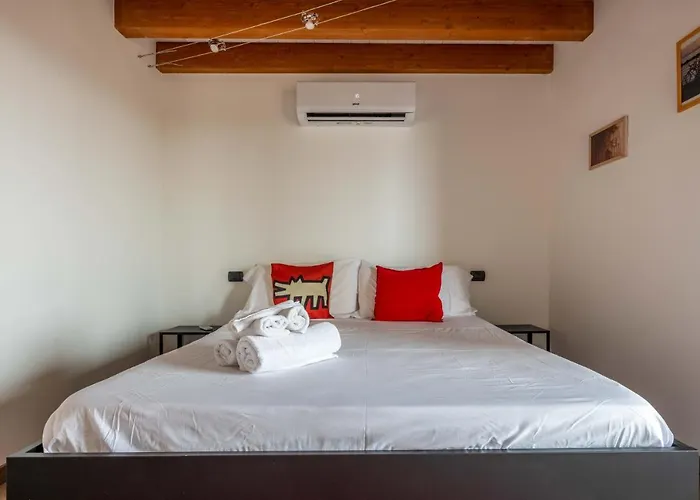 Easylife - - Magolfa 9 - Navigli ミラノ