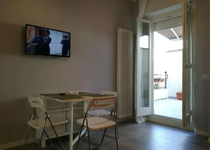 아파트 Con Grande Terrazzo In Via Lomellina - Lome 527 밀라노