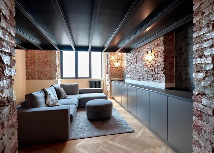Isola Stylish Loft In * Milán