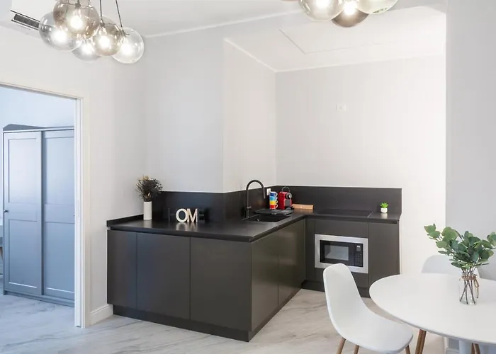 Appartement Bnbutler - Pergolesi, 6 - Accogliente E Moderno A Due Passi Da Tutto