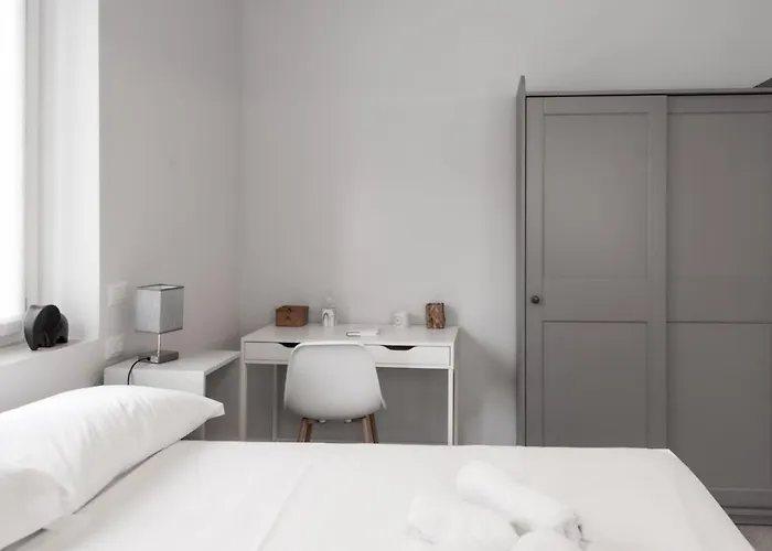 Bnbutler - Pergolesi, 6 - Accogliente E Moderno A Due Passi Da Tutto Milaan