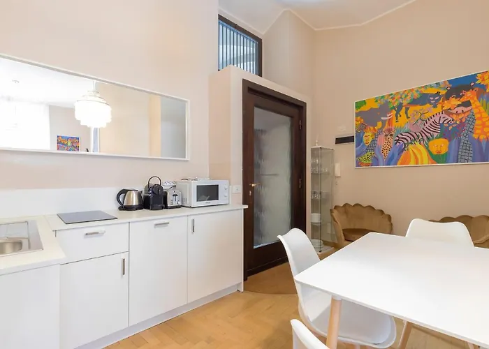 Apartament Retreats Duomo Beauty & *