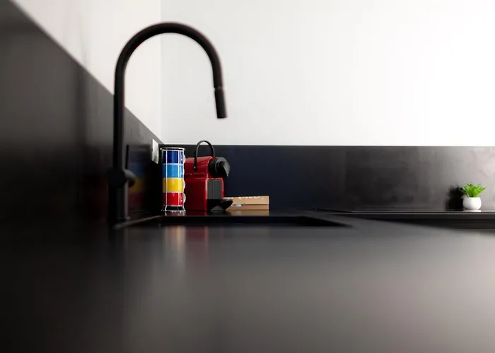 Bnbutler - Pergolesi, 6 - Accogliente E Moderno A Due Passi Da Tutto Appartement