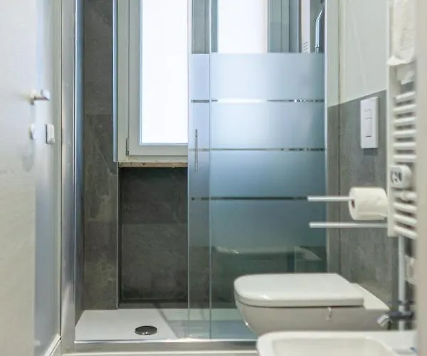 Bnbutler - Pergolesi, 6 - Accogliente E Moderno A Due Passi Da Tutto Appartement *