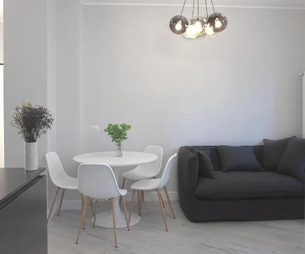 Bnbutler - Pergolesi, 6 - Accogliente E Moderno A Due Passi Da Tutto Appartement Milaan