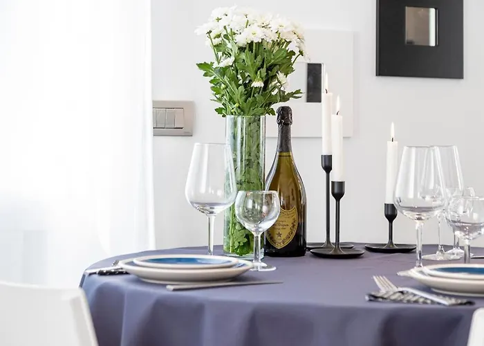 Italianway Easy - Cavallotti 17 アパート ミラノ