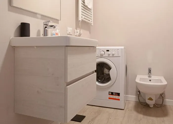 Bnbutler - Casati, 2 - Glamour In Tra Shopping E Notturna Appartamento