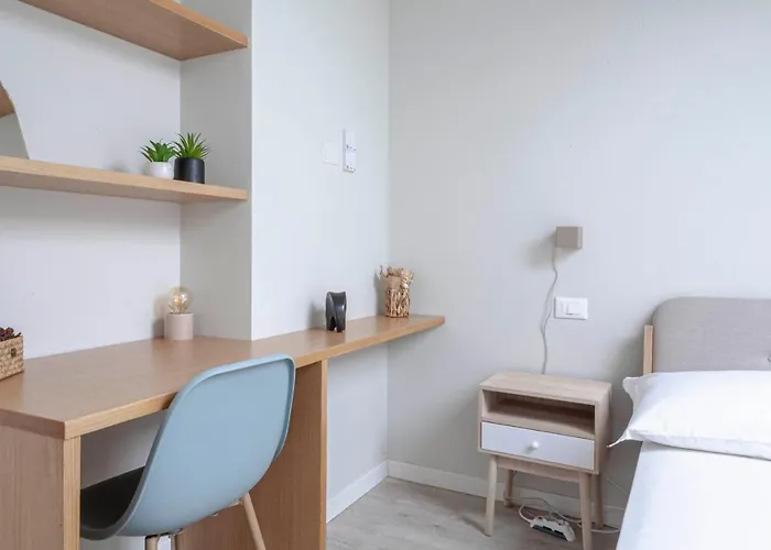 Bnbutler - Casati, 2 - Glamour In Tra Shopping E Notturna