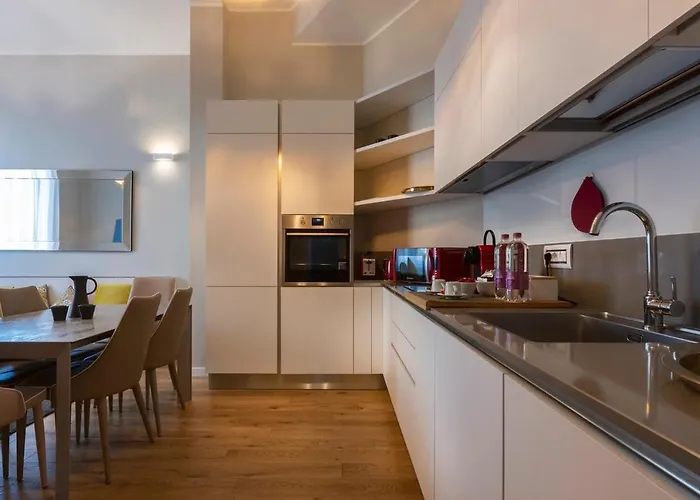 Heart Duomo District Apartament Mediolan