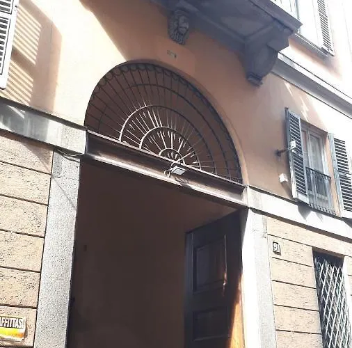 Camperio & Colorful In Cordusio