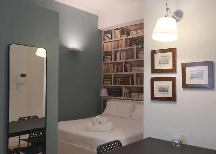 Oreaspiti - Not Only A In Magenta Quarter *