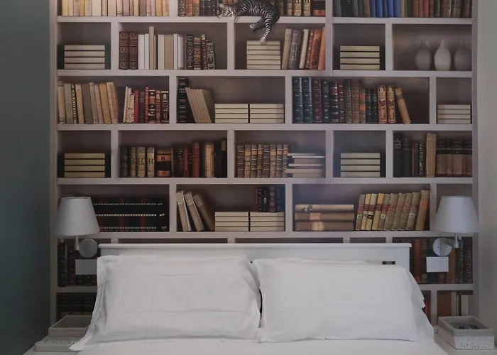 Oreaspiti - Not Only A In Magenta Quarter