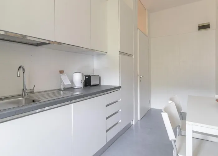 Italianway Easy - Amedeo D'aosta 9 * מילאנו