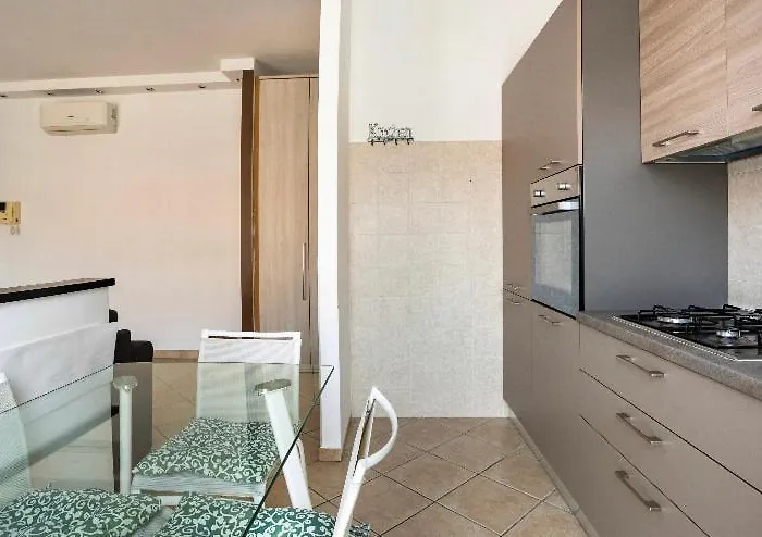 Apartament Casti - Mm3 Comasina