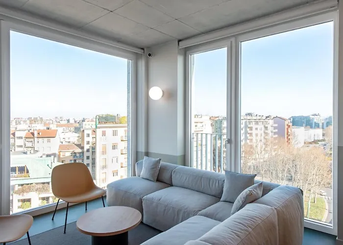 Aparto Giovenale * Μιλάνο