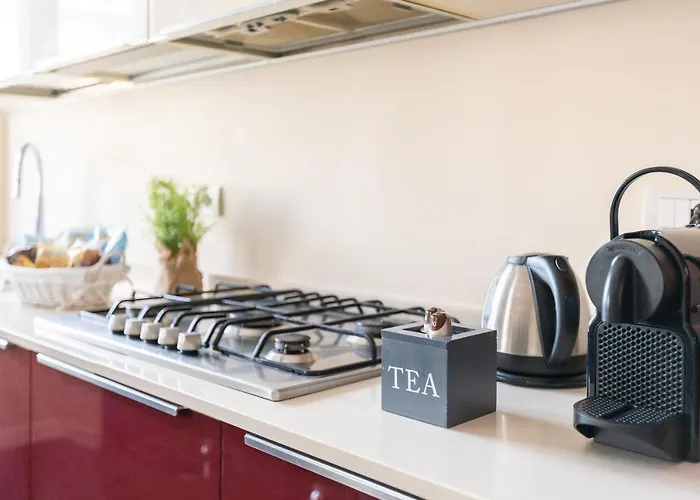 Rosselli 13 Appartamento *