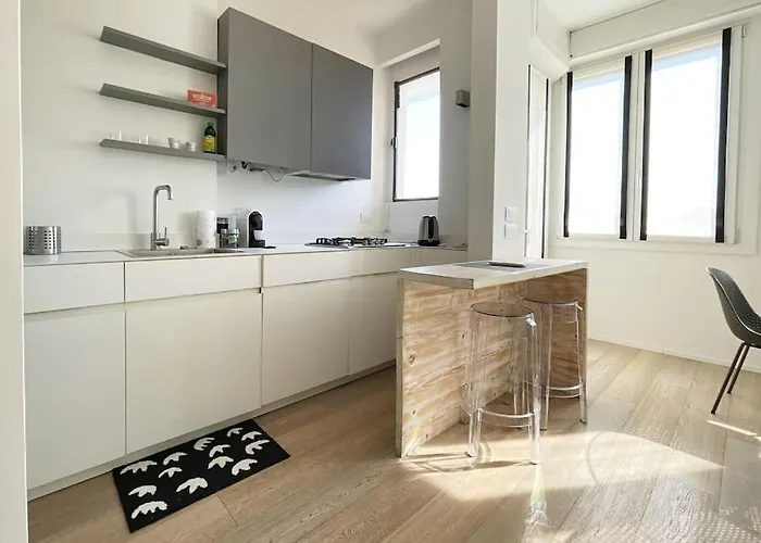 Orea Spiti- Modern Mantegna Arco Della Pace District Milano