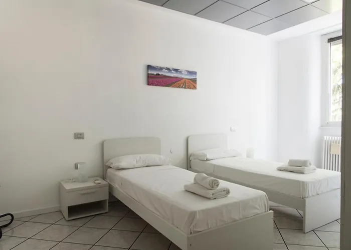 Youhosty - Paoli 3 Apartment *