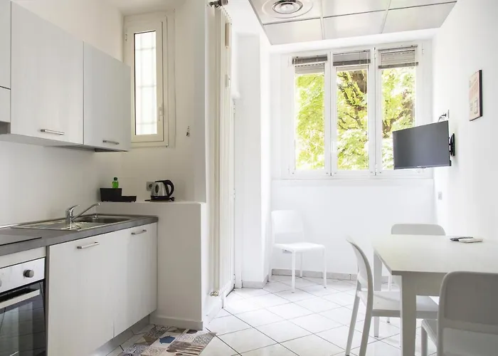 Youhosty - Paoli 3 Milan