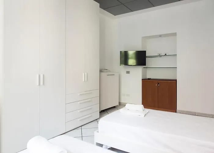 Youhosty - Paoli 3 Milan