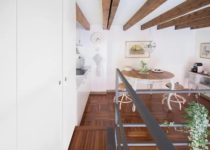 Romantic Loft Porta Venezia アパート *