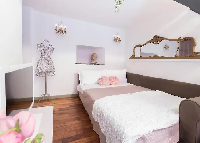 Romantic Loft Porta Venezia アパート