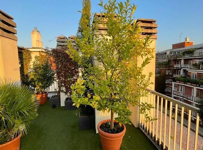 Giresio 41 - Your Penthouse With Rooftop Garden In Navigli - Wifi Lägenhet