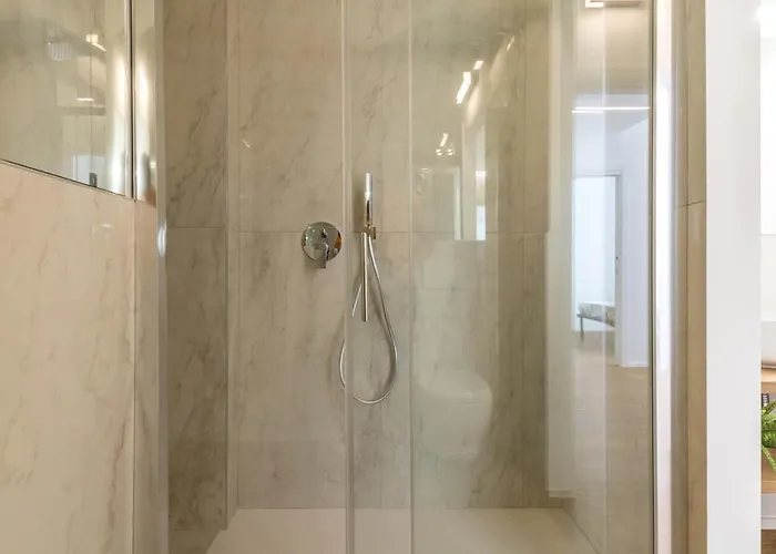 Hostmate - - Disciplini - Duomo *