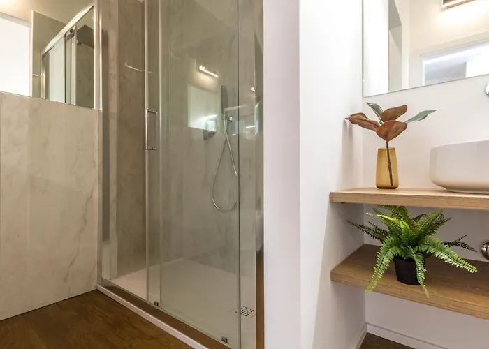 Hostmate - - Disciplini - Duomo Milano