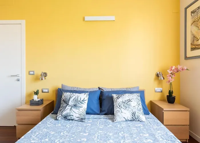 Rosselli 13 Appartamento *