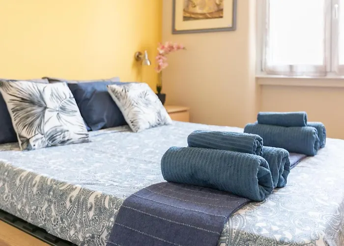 Rosselli 13 Appartamento Milano