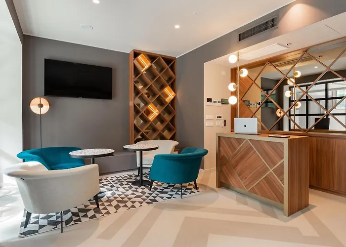 Boutique Martini 17 מלון