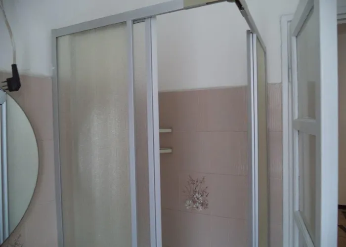 Italianway Easy - Voghera 11 A Milán