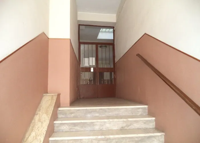 Italianway Easy - Voghera 11 A * Milán