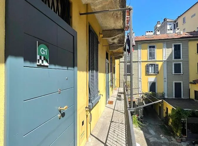 Easy - And Navigli