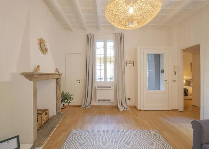 Daire Sweett - Moscova Ii Milano