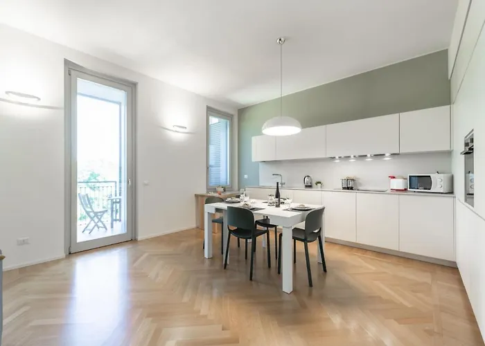 The Best Rent - Spacious Three-bedroom With Terrace Apartmán Milán