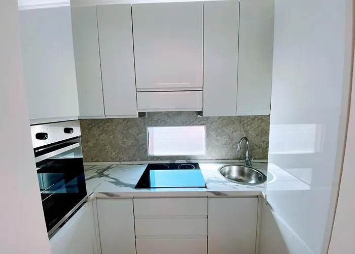 Apartment Spacious & Lovely - 4 Queen Bed Milan