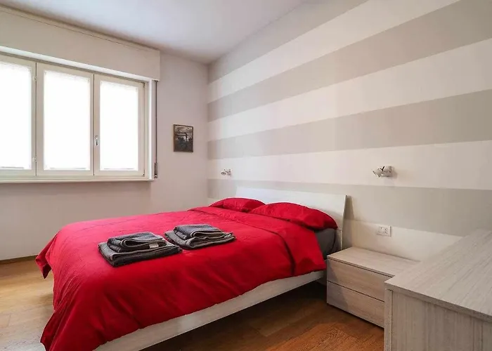 Lejlighed Uca14. Luxury Large 3brs Private Terrace Citylife