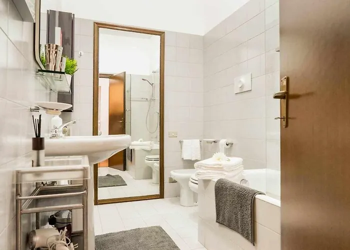 Ma08a - Beautiful Flat With Terrace In P.ta Nuova *
