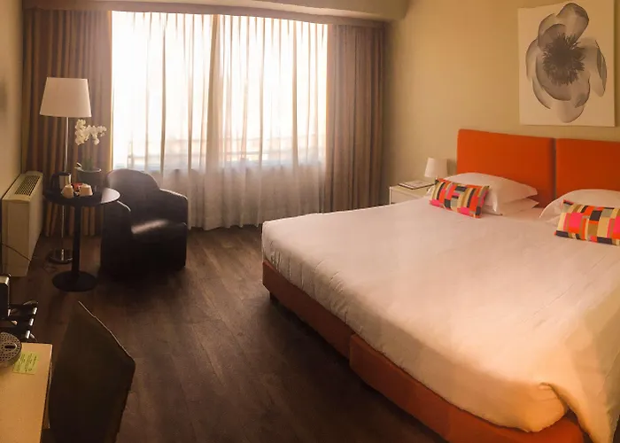 Blaise & Francis Milano