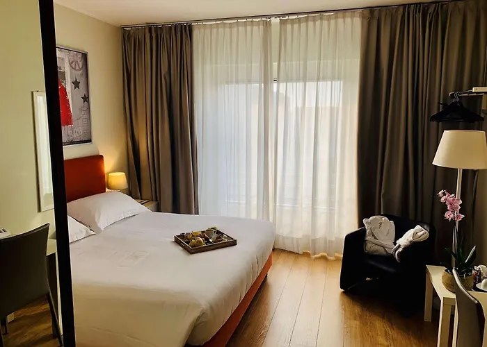 Blaise & Francis Otel Milano