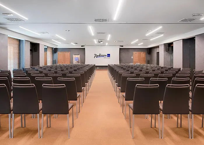 Отель Radisson Blu
