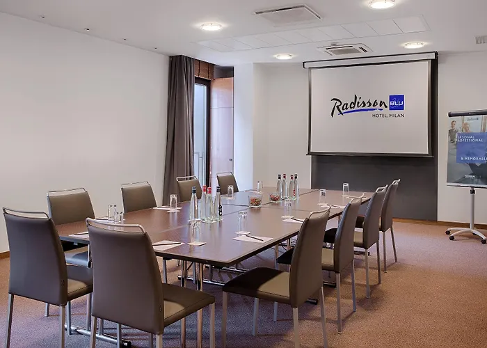 Hotel Radisson Blu Mediolan