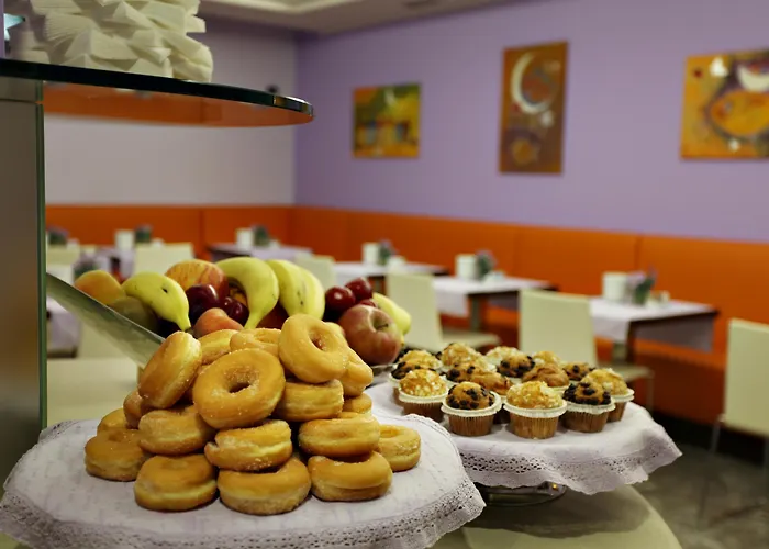 Des Etrangers 3* Μιλάνο