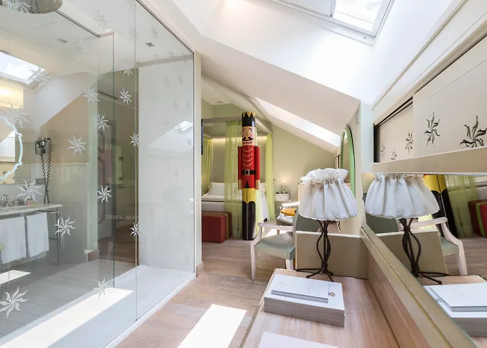 Chateau Monfort - Relais & Chateaux 5* Milano