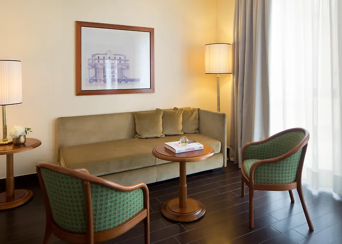 מלון Starhotels Business Palace